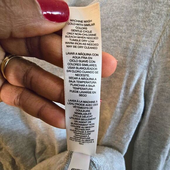 Chico’s Gray Knit Bell Sleeve Top Women's Size Small Scoop Neck Lightweight - Picture 6 of 11